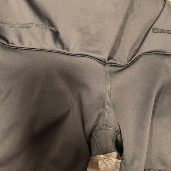 Old Navy Black Maternity Skort - Picture 4 of 6